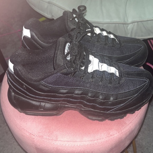 Black Air max 95 great condition - Picture 2 of 6